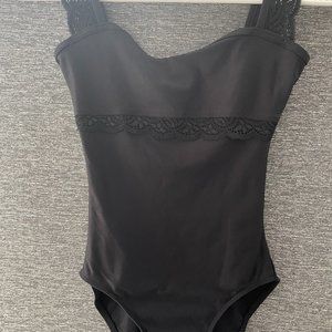 Wear Moi Erine scallop trim leotard
